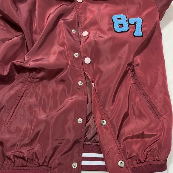 Maroon and white bench bomber jacket (size Large) - Picture 8 of 9